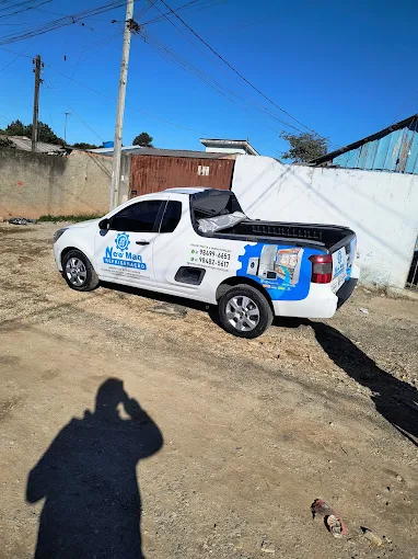 Carro da New Maq atendendo em Colombo e Curitiba